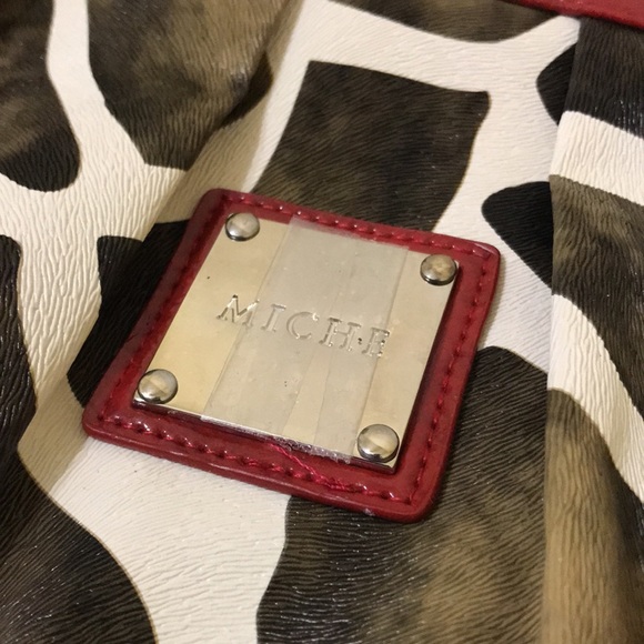 Miche Magnetic Bag Prima, Miche Red Trim Giraffe, SHELL ONLY, Faux Leather - Picture 6 of 7